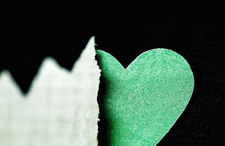 心の傷に向き合い、明るい未来を切り拓く